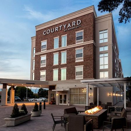 Courtyard Rochester Downtown Exterior photo